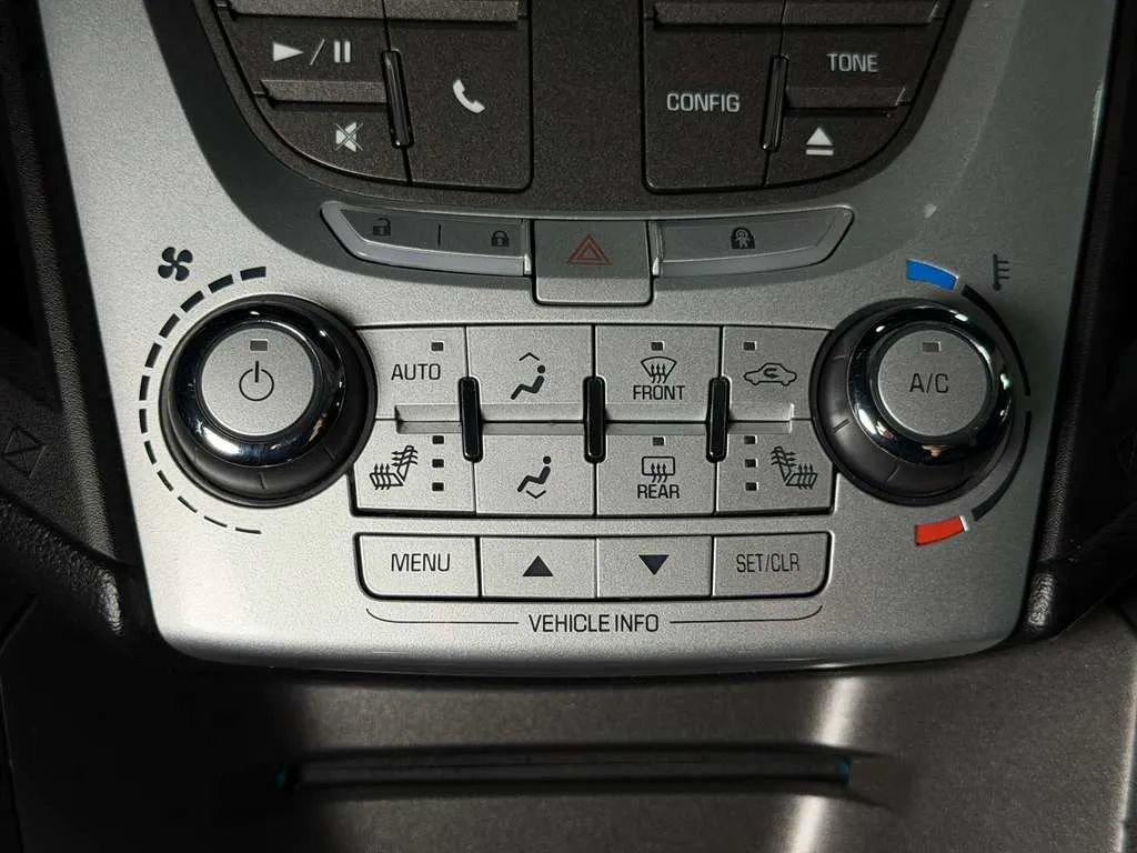 Used 2013 Chevrolet Equinox LTZ AWD/4WD image 35