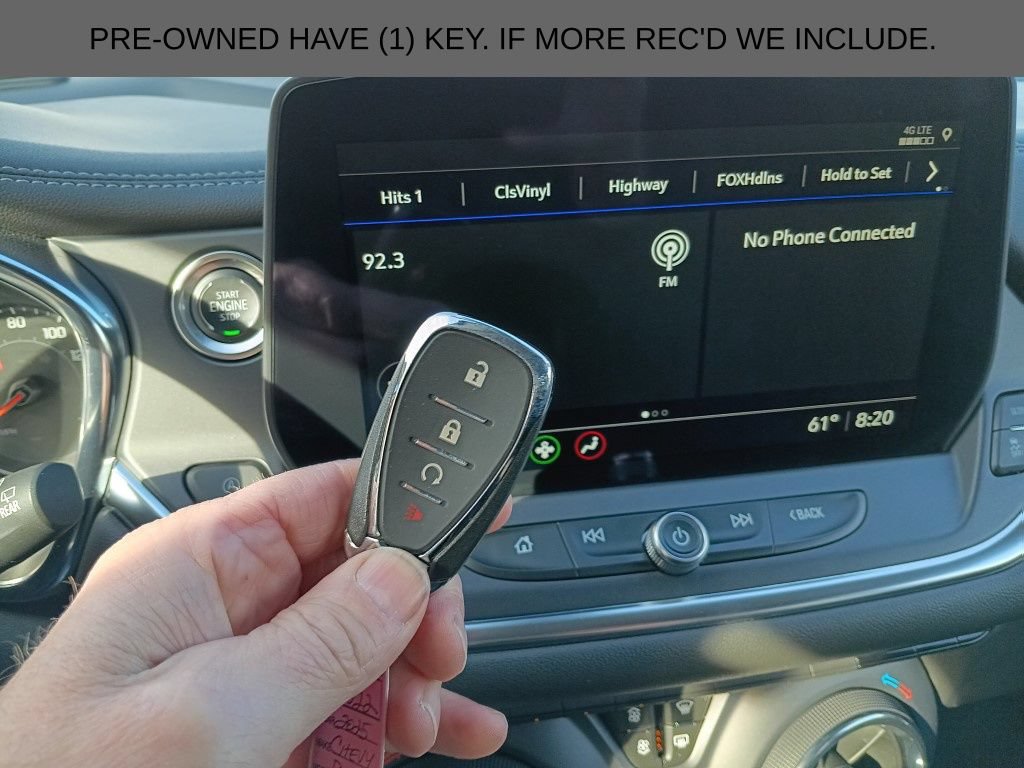 Used 2025 Chevrolet Blazer LT AWD/4WD image 3