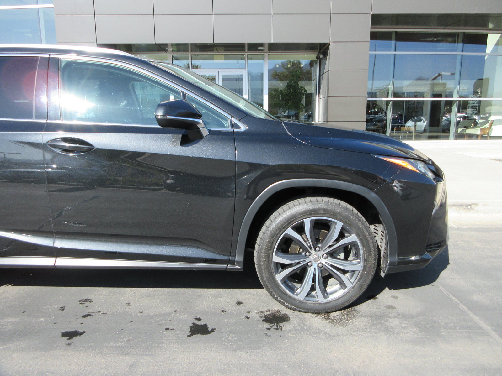 Used 2017 Lexus RX 450h AWD w/ Cold Weather Package image 12