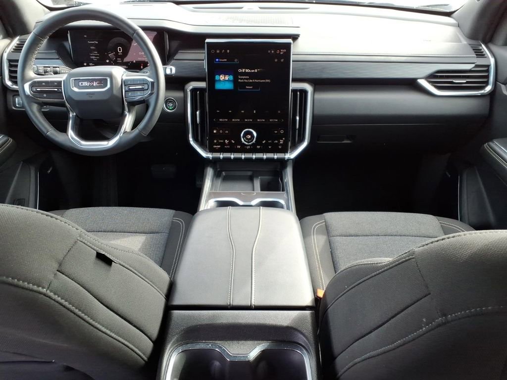 Used 2025 GMC Acadia Elevation image 7