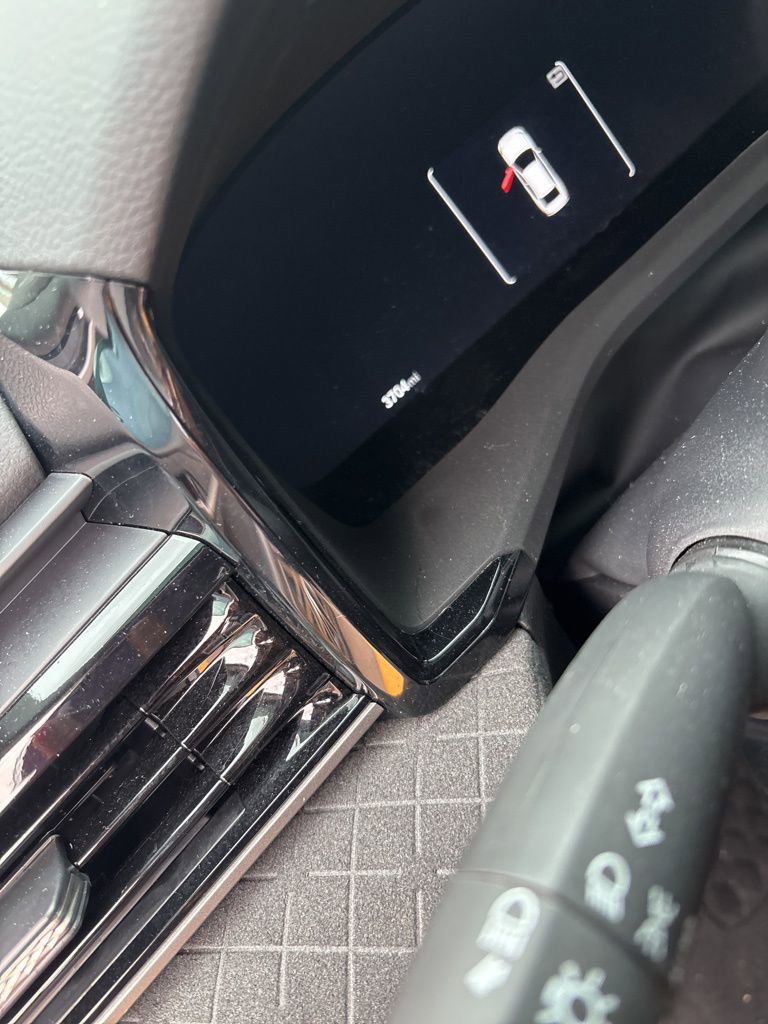 Used 2025 Toyota Camry XLE image 11