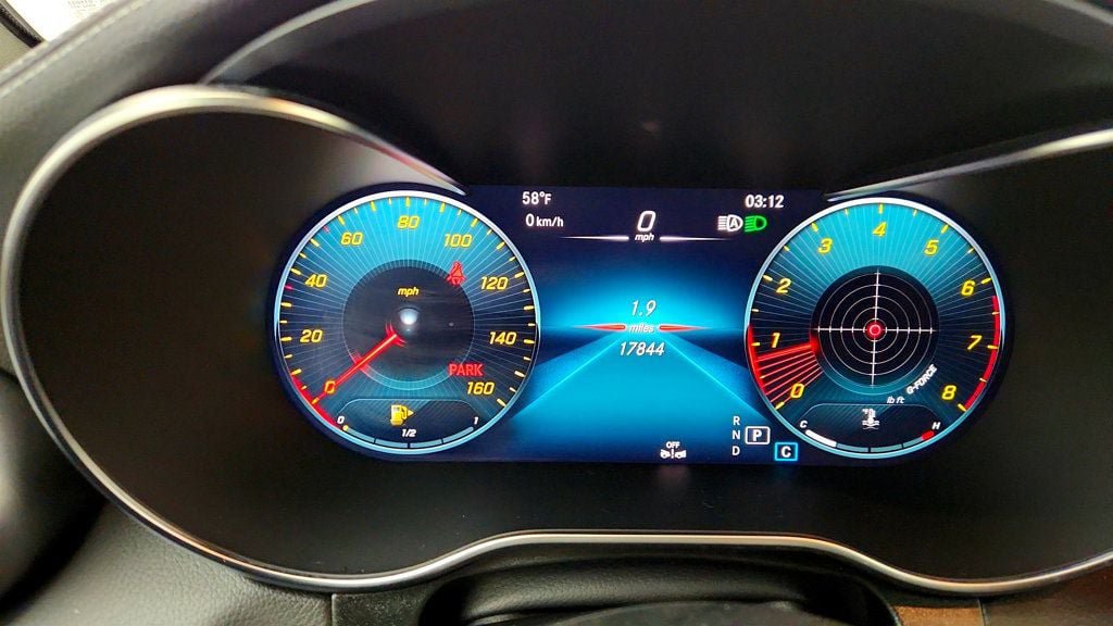 Used 2023 Mercedes-Benz GLC 300 4MATIC Coupe image 14