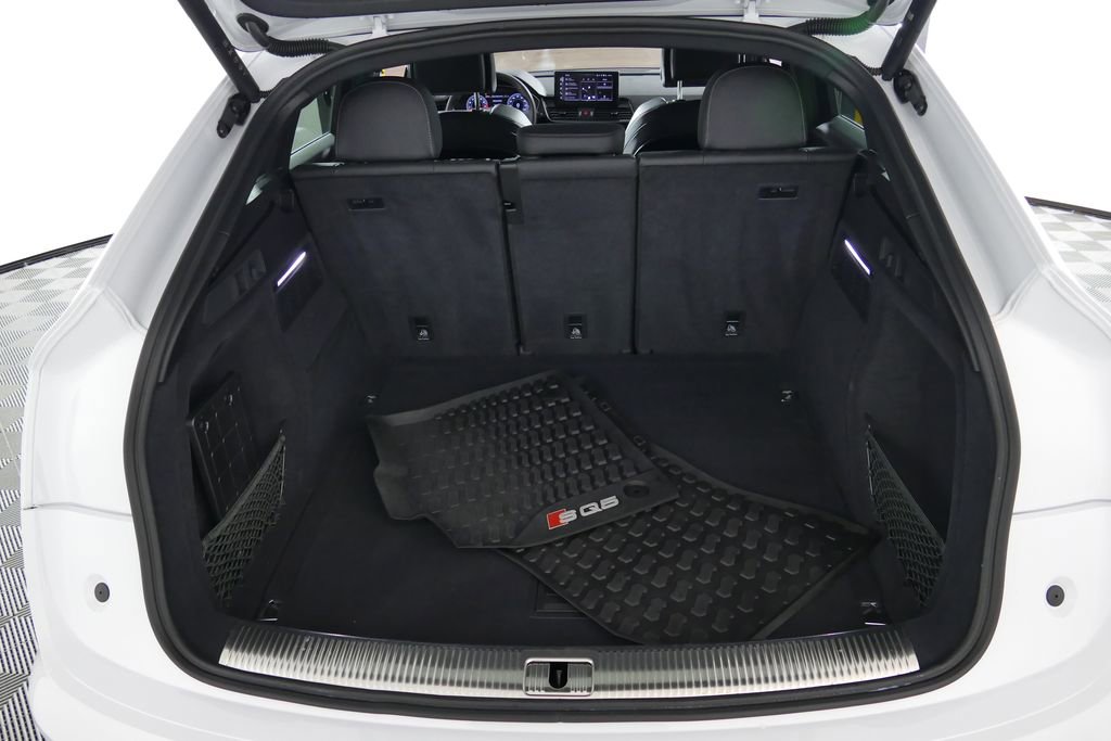 Used 2025 Audi SQ5 Premium Plus w/ Premium Plus Package image 3