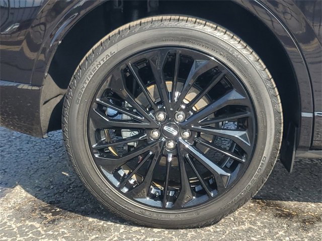 Certified 2025 Lincoln Corsair Grand Touring w/ Equipment Group 301A image 9