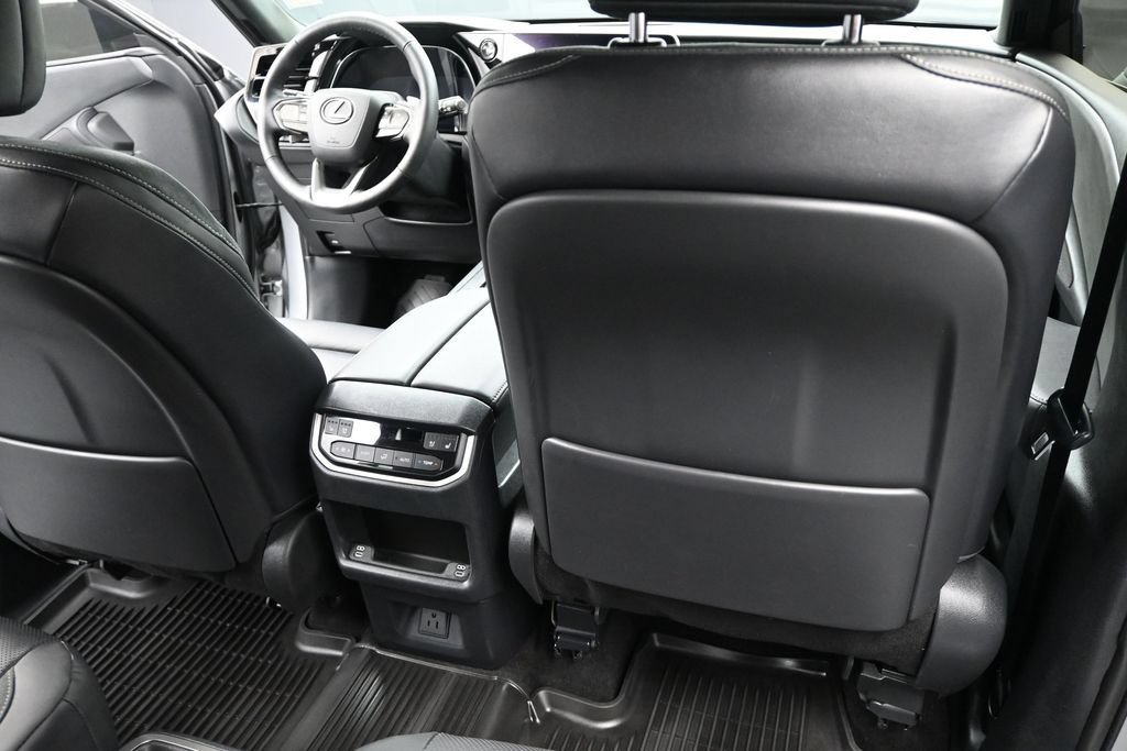 Used 2024 Lexus TX 550h AWD Plug-In Hybrid w/ Technology Package image 29