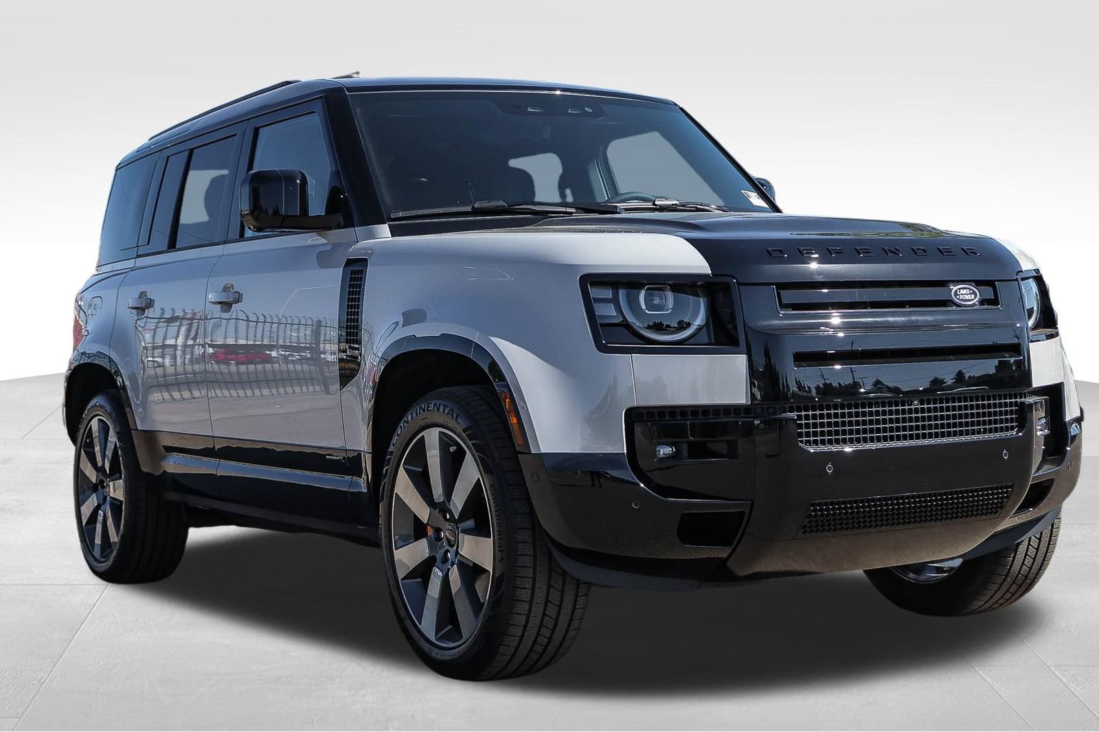 New 2026 Land Rover Defender 110 X AWD/4WD image 3