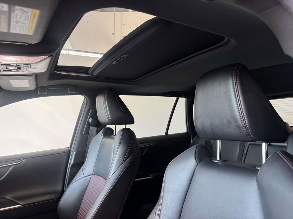 Used 2022 Toyota RAV4 XSE w/ Weather Package image 17