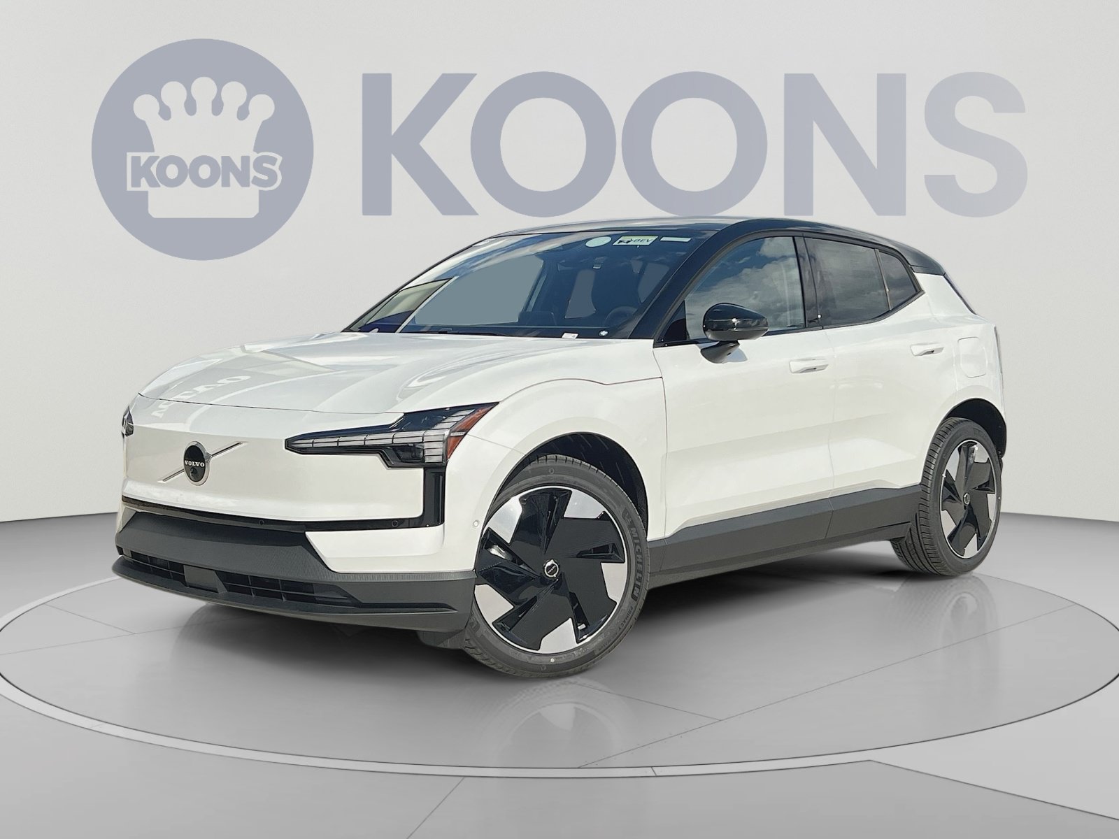New 2026 Volvo EX30 Ultra w/ Climate Package
