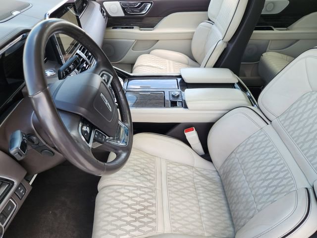Used 2018 Lincoln Navigator Black Label w/ Cargo Package AWD/4WD image 8