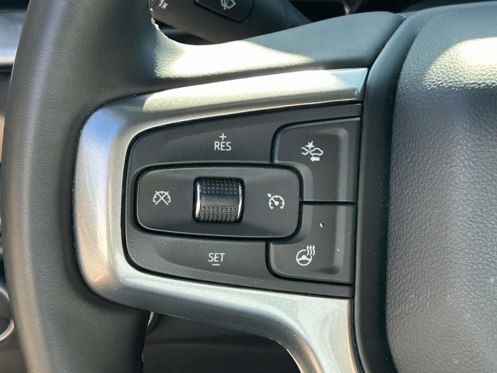 Used 2025 Chevrolet Silverado 2500 LTZ w/ LTZ Convenience Package AWD/4WD image 21