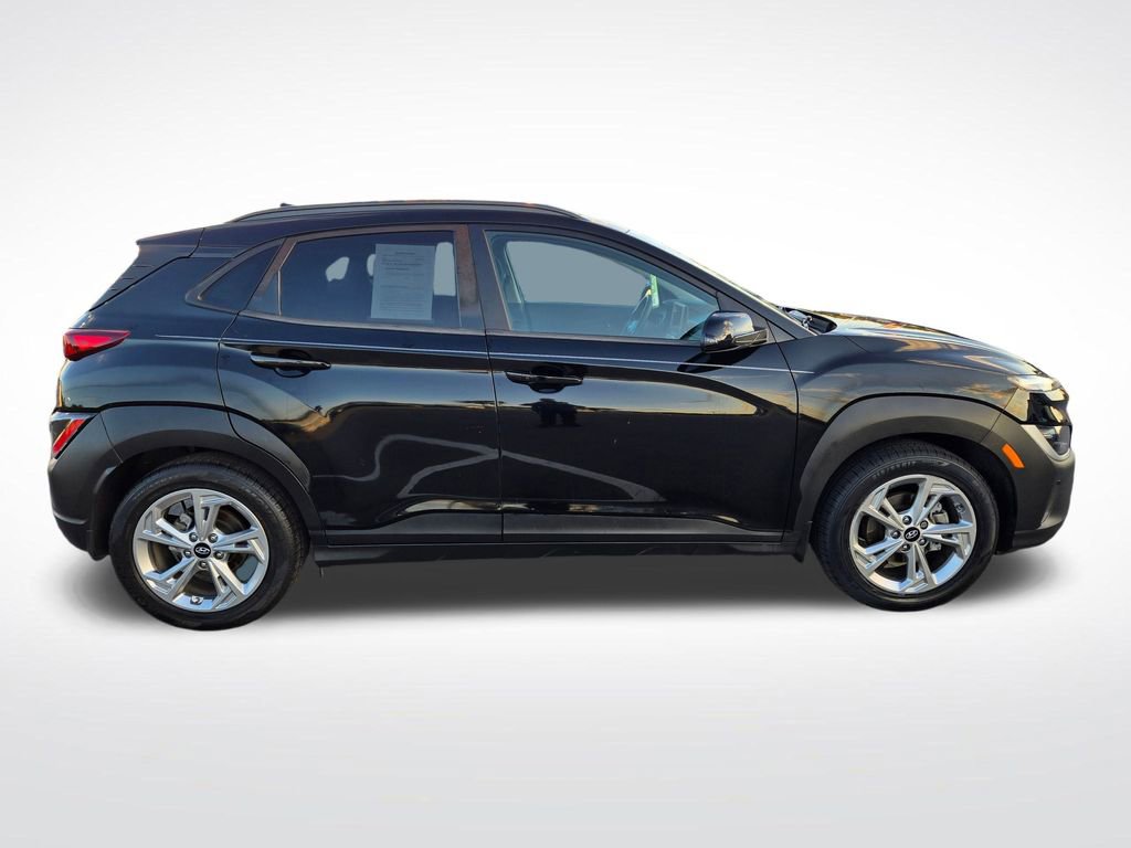 Used 2022 Hyundai Kona SEL image 10