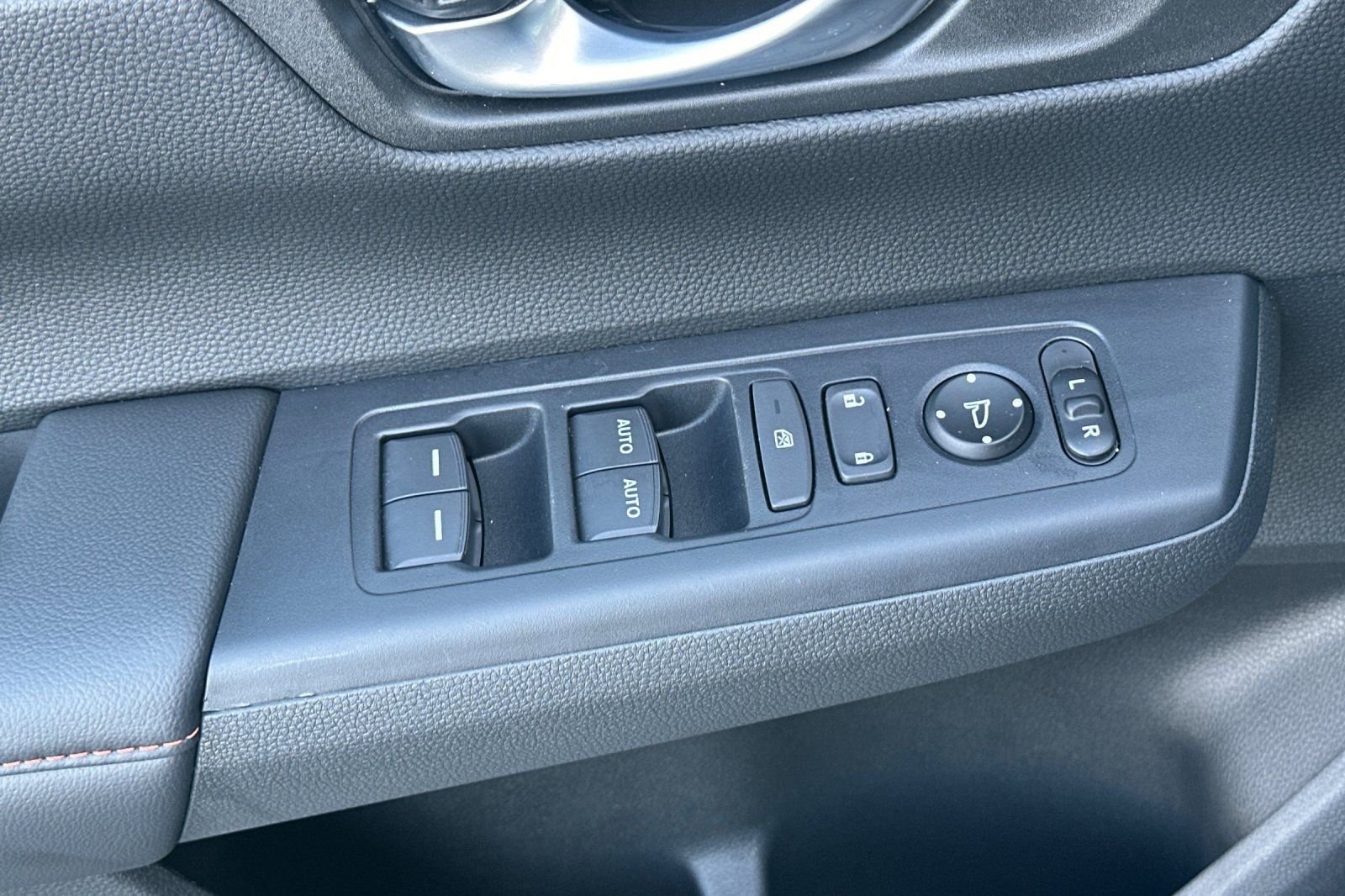 Certified 2023 Honda CR-V Sport image 11