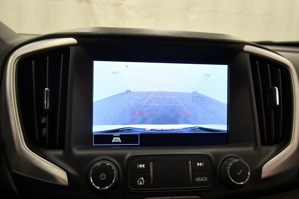 Used 2024 GMC Terrain SLT image 24