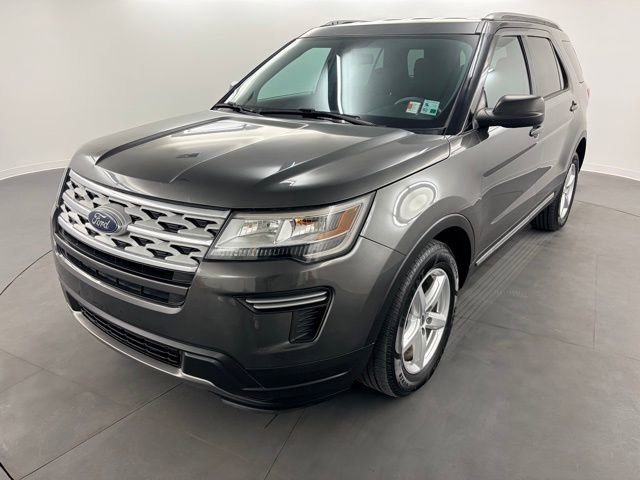 Used 2014 Ford Explorer XLT w/ Equipment Group 201A image 4