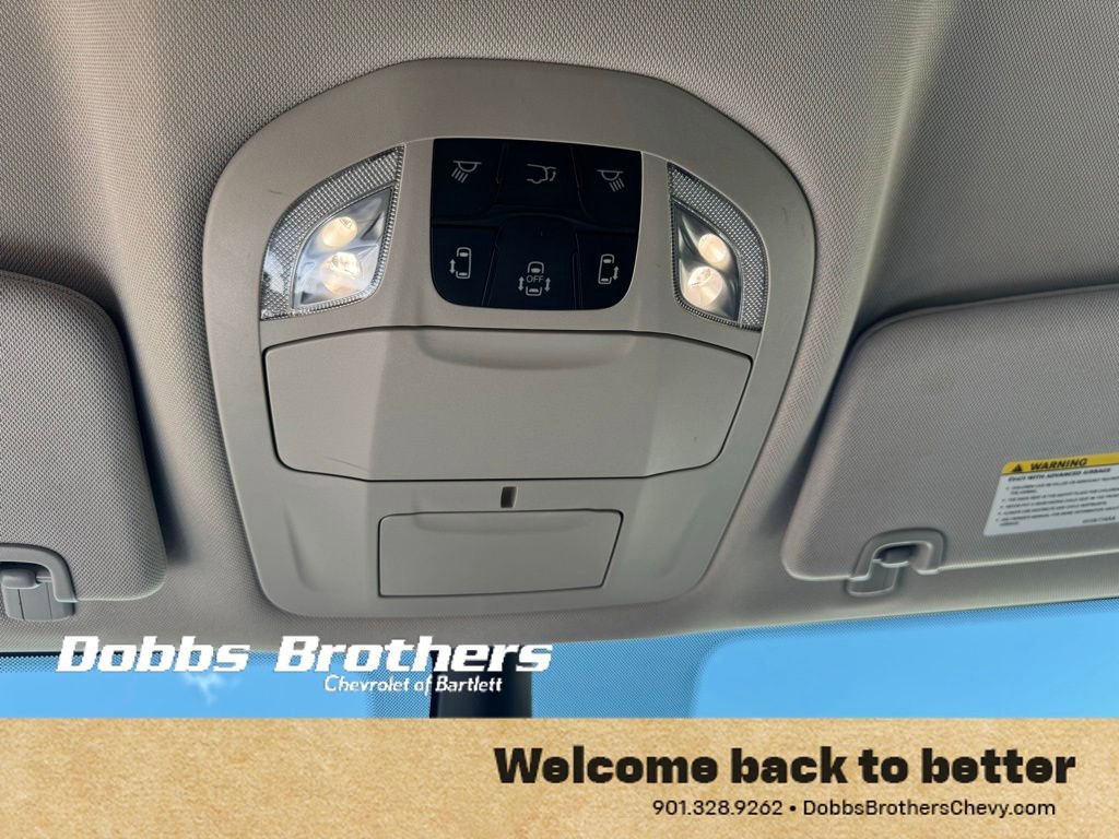 Used 2023 Chrysler Pacifica Touring-L image 32