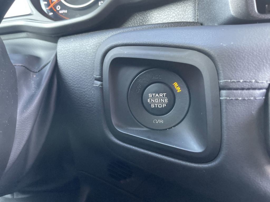 Used 2025 Jeep Wrangler Unlimited Rubicon image 24