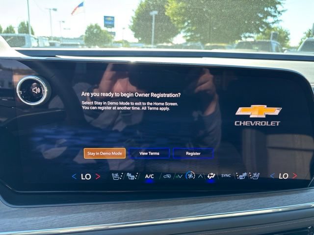New 2026 Chevrolet Suburban High Country w/ Sun And Tow Package AWD/4WD image 21