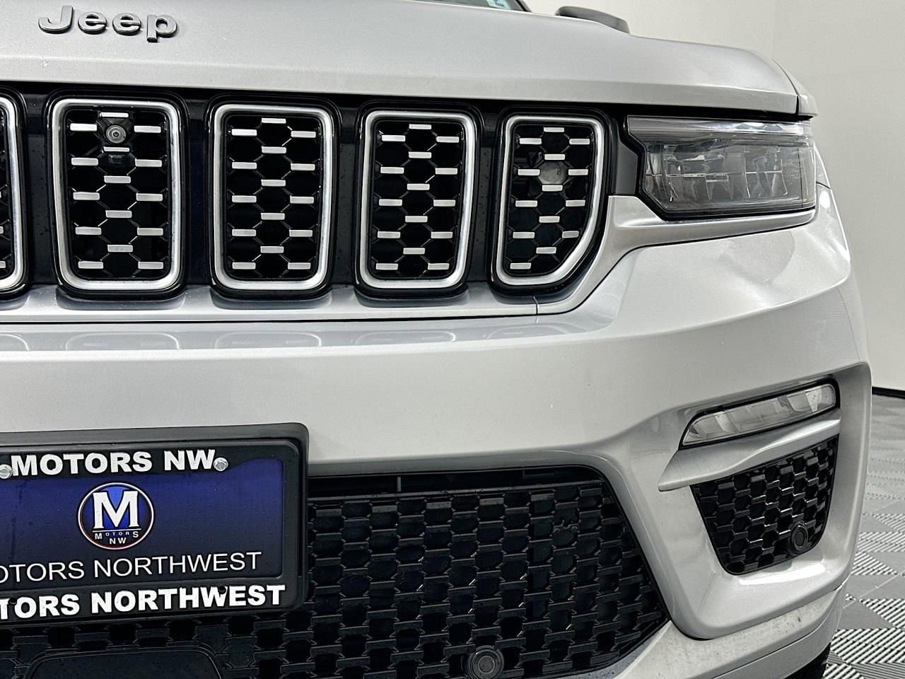 Used 2022 Jeep Grand Cherokee Summit image 5