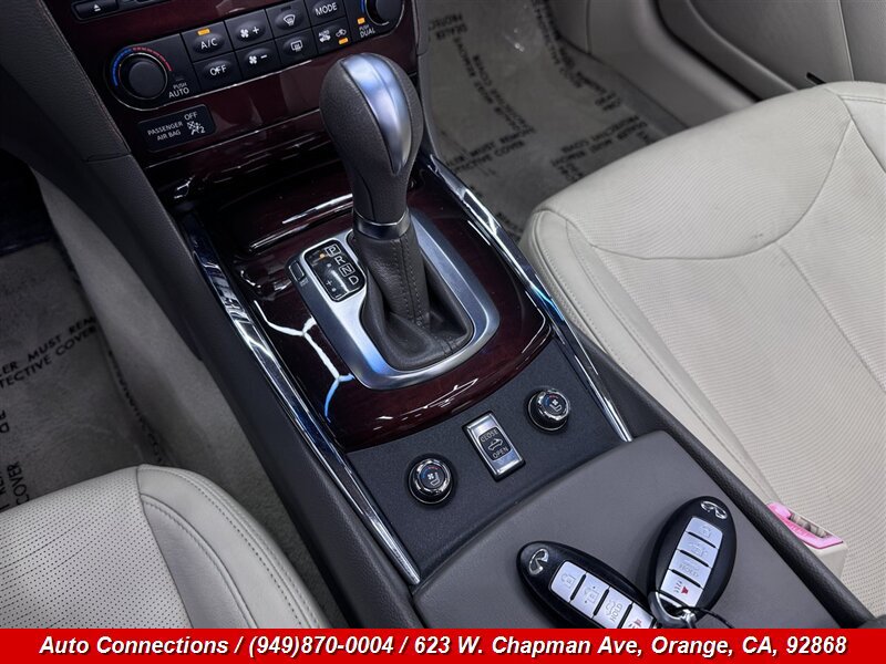 Used 2010 INFINITI G37 Convertible w/ Premium Pkg RWD image 14