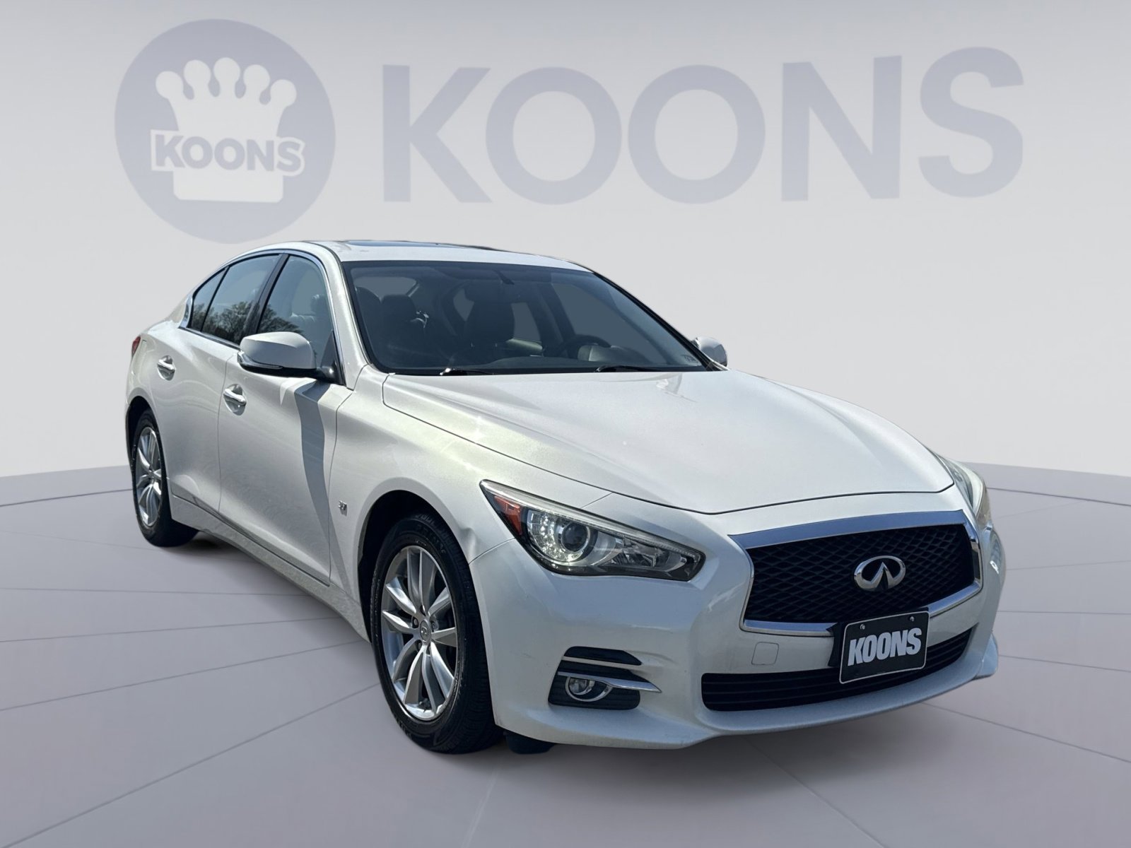 Used 2015 INFINITI Q50 Premium w/ Navigation Package image 10