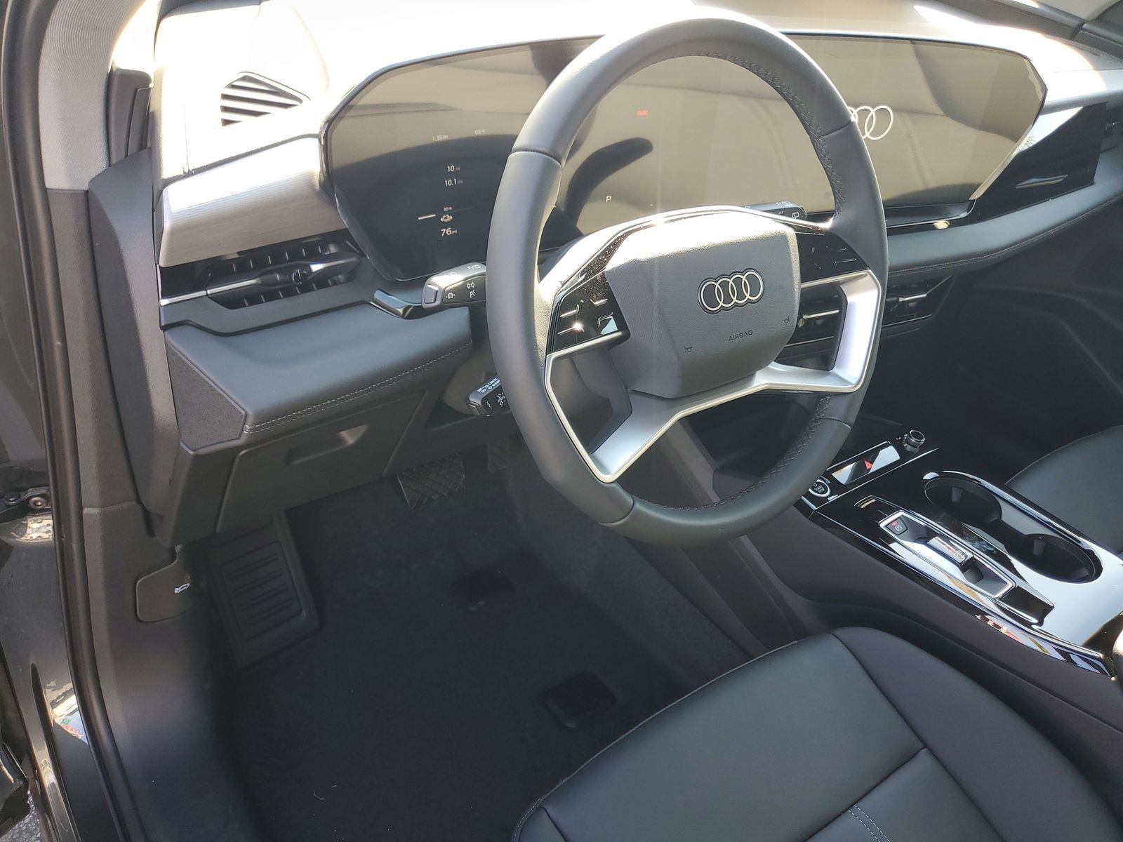 New 2025 Audi Q6 e-tron Premium image 18