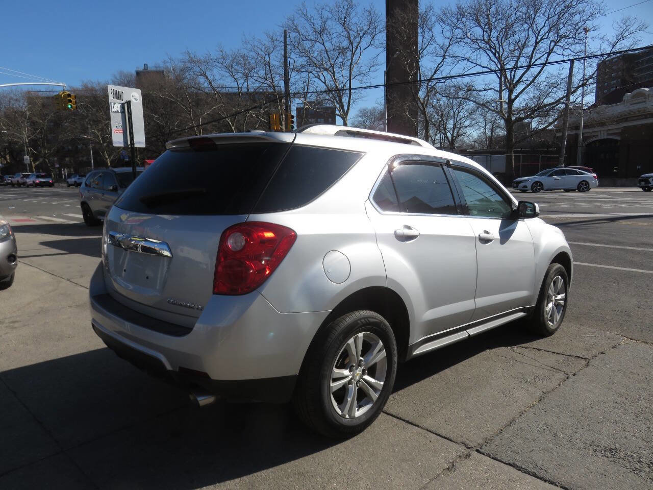 Used 2015 Chevrolet Equinox LT image 4