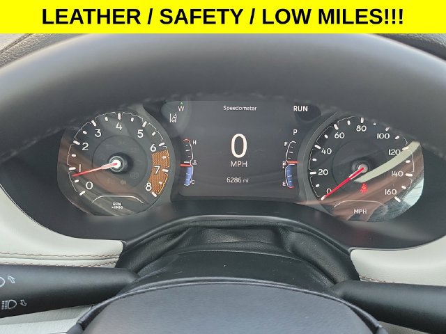 Used 2025 Jeep Compass Limited AWD/4WD image 13