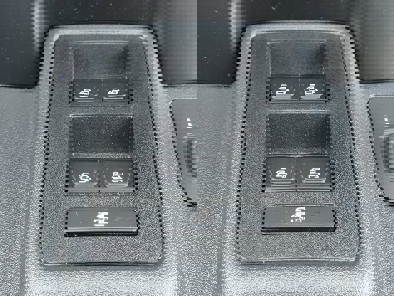 New 2025 Ford Bronco 4-Door image 20