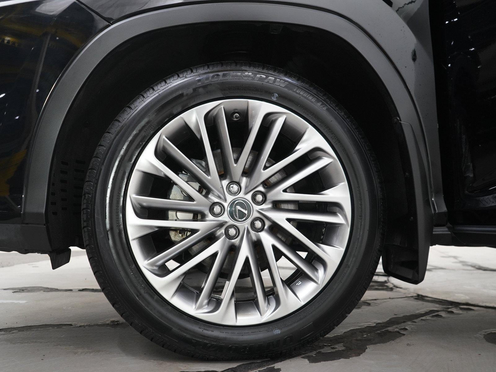 Used 2020 Lexus RX 450h AWD w/ Luxury Package image 33