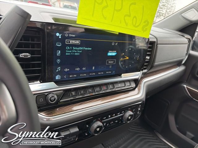 Used 2025 Chevrolet Silverado 3500 LT image 13