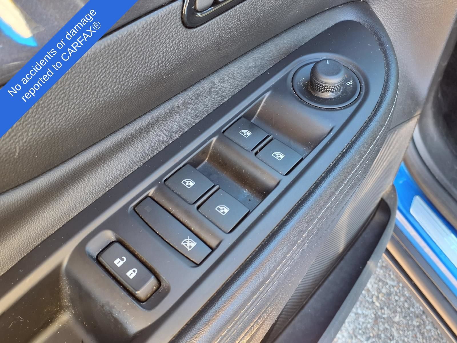 Used 2018 Buick Encore Sport Touring w/ Safety Package FWD image 17