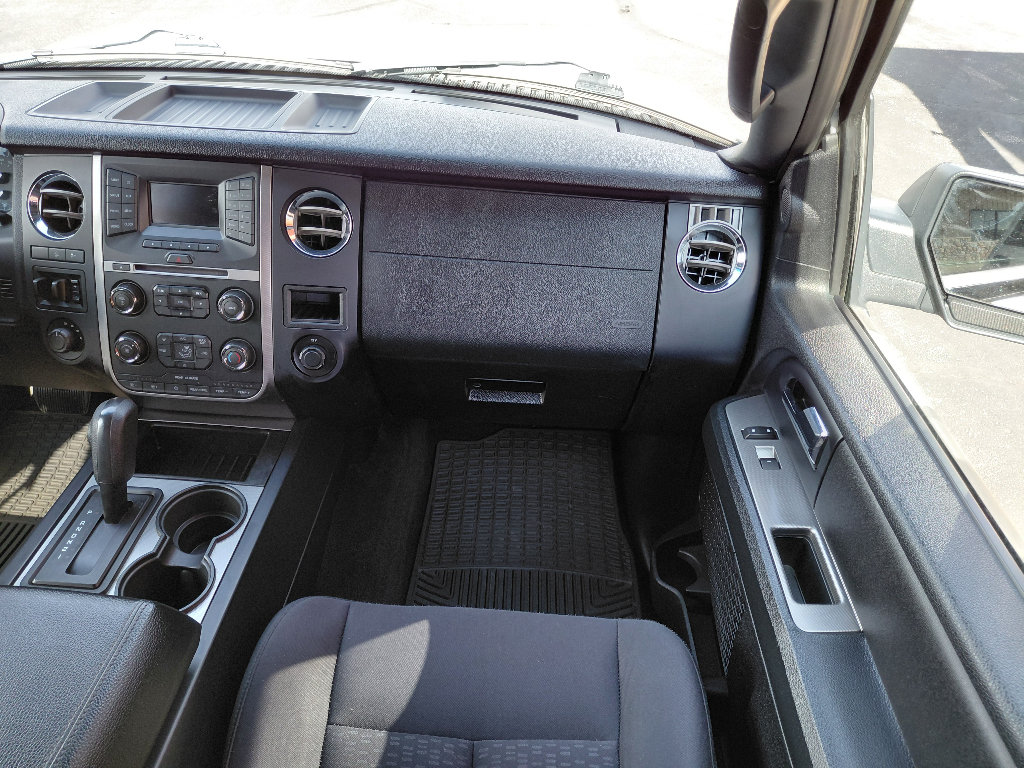 Used 2016 Ford Expedition XL w/ Equipment Group 101A AWD/4WD image 17