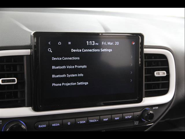 Certified 2022 Hyundai Venue Limited image 13