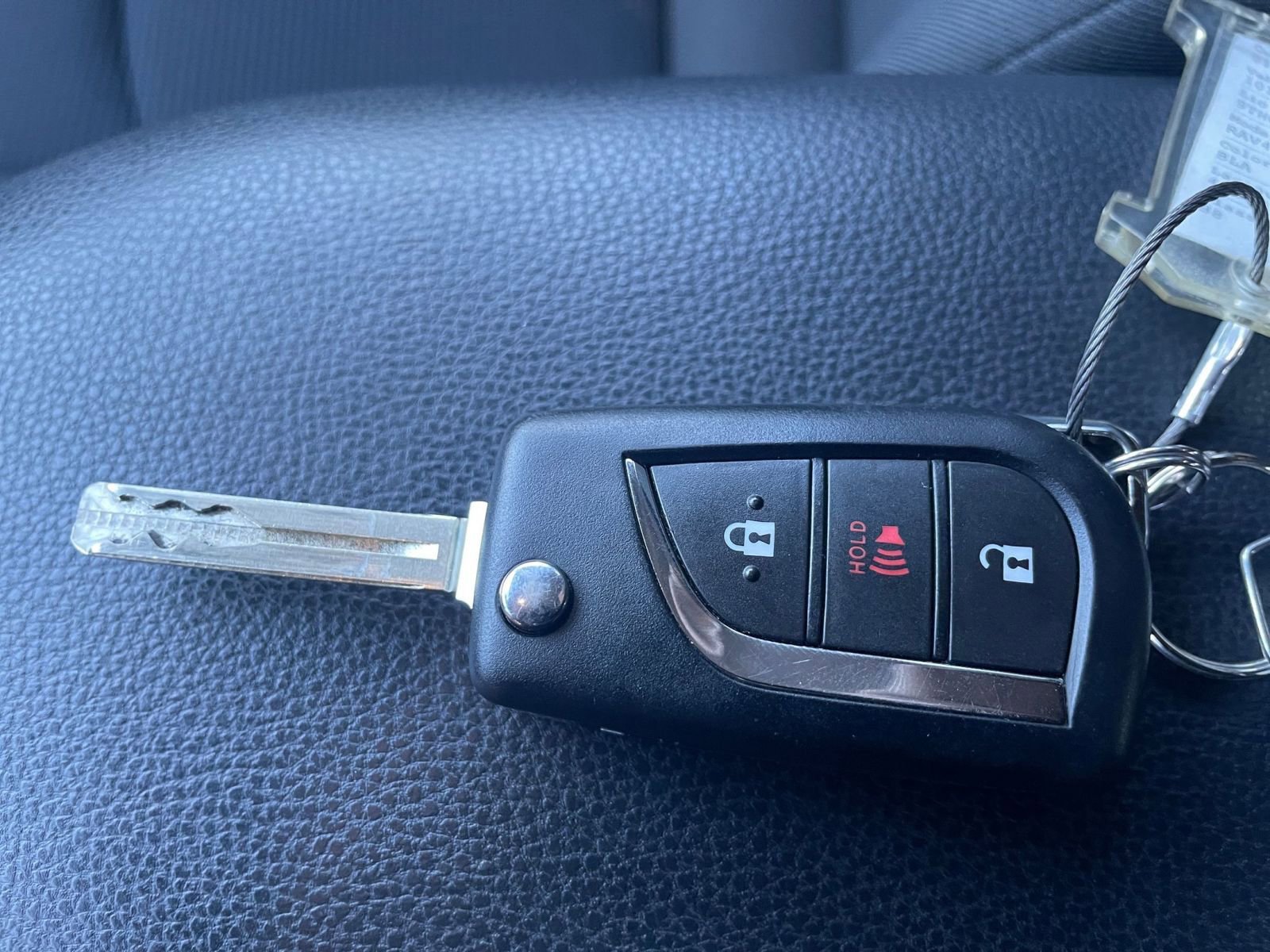 Used 2025 Toyota RAV4 LE image 22