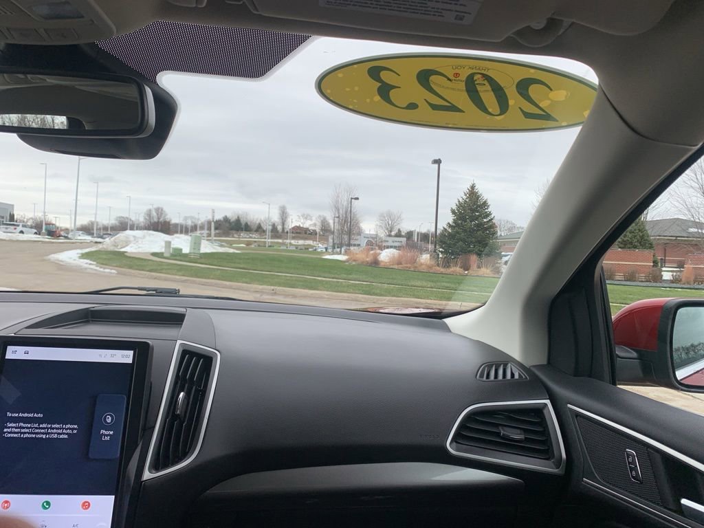 Used 2023 Ford Edge SEL image 24