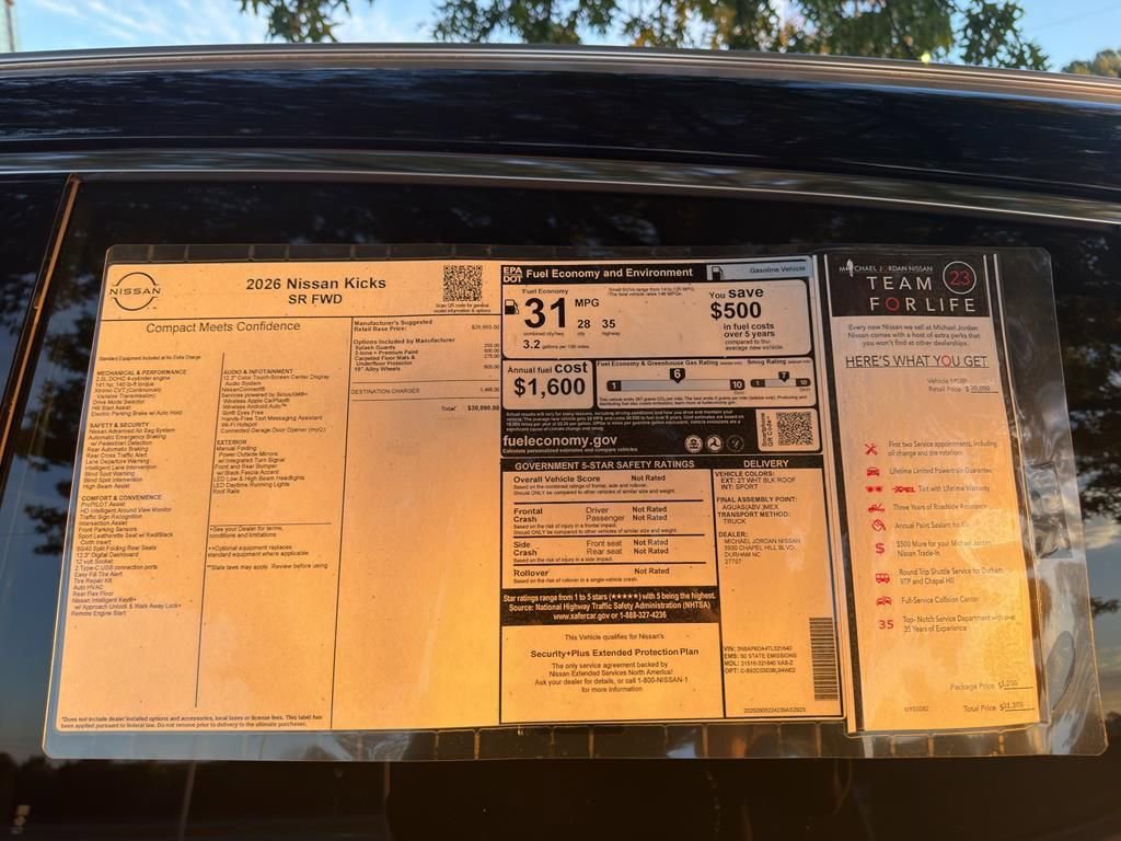 New 2026 Nissan Kicks SR image 12