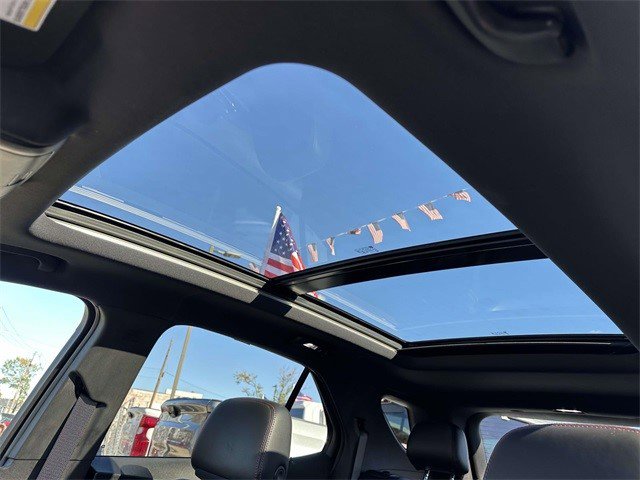 Certified 2023 Chevrolet Equinox RS w/ RS Leather Package image 21