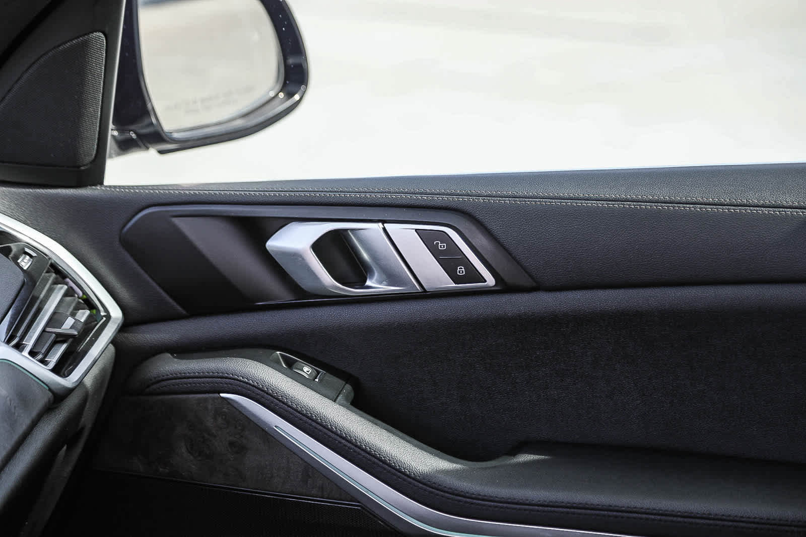 Used 2020 BMW X5 sDrive40i w/ Premium Package image 21