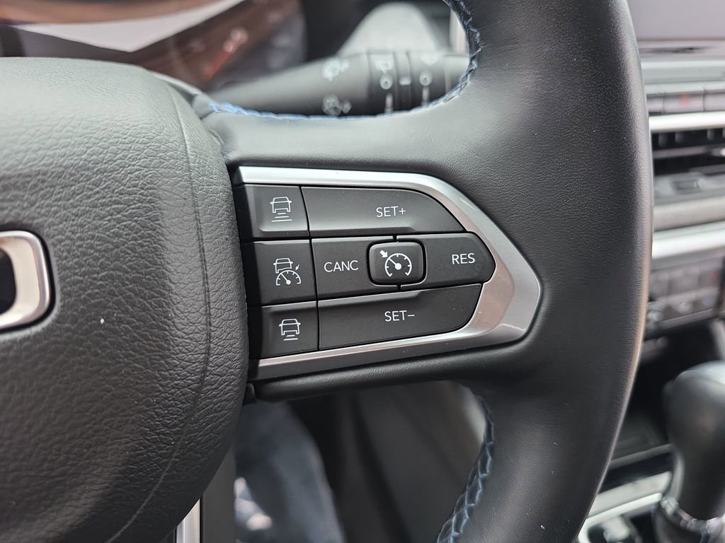 Used 2022 Jeep Compass Latitude w/ Convenience Group image 17