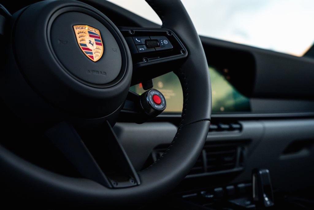 New 2026 Porsche 911 Carrera RWD image 10