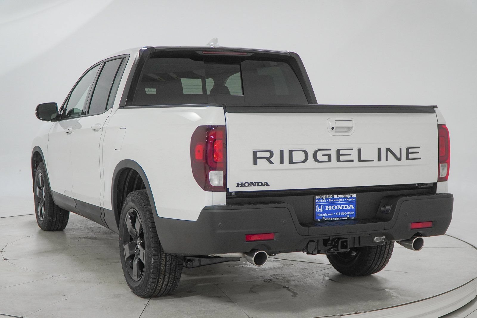 New 2026 Honda Ridgeline Black Edition image 7