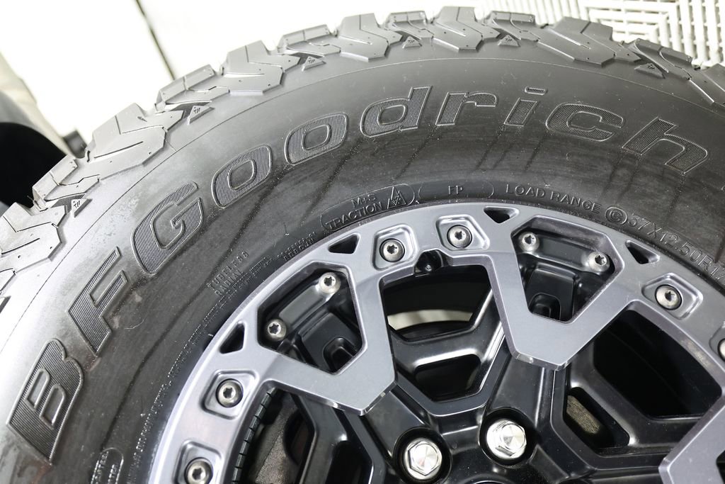 Used 2025 Ford F150 Raptor w/ Equipment Group 803A Raptor R AWD/4WD image 51