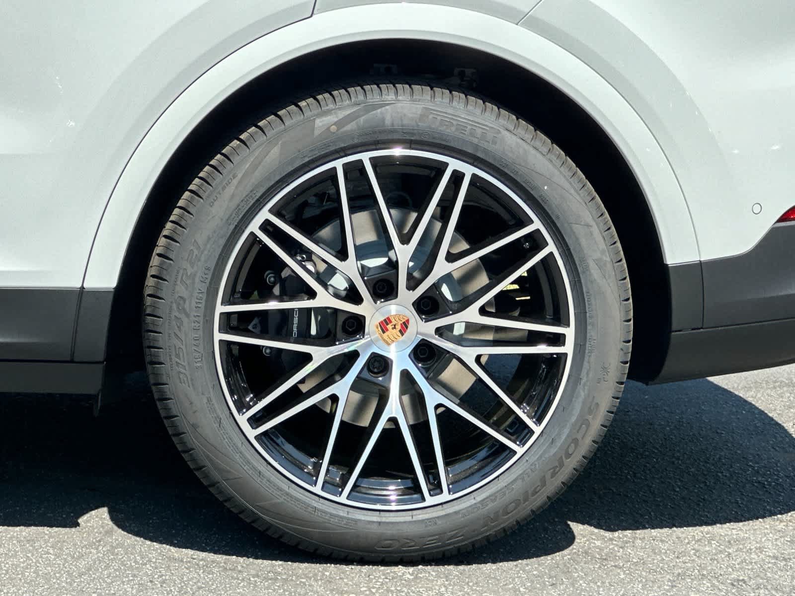New 2026 Porsche Cayenne AWD/4WD image 32