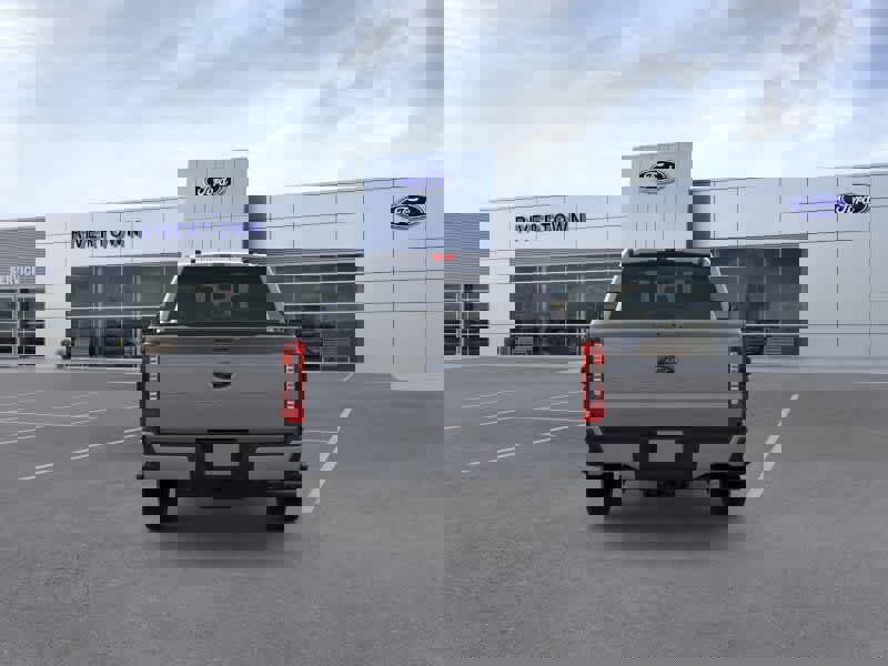 New 2026 Ford F250 Lariat w/ Black Appearance Package image 5