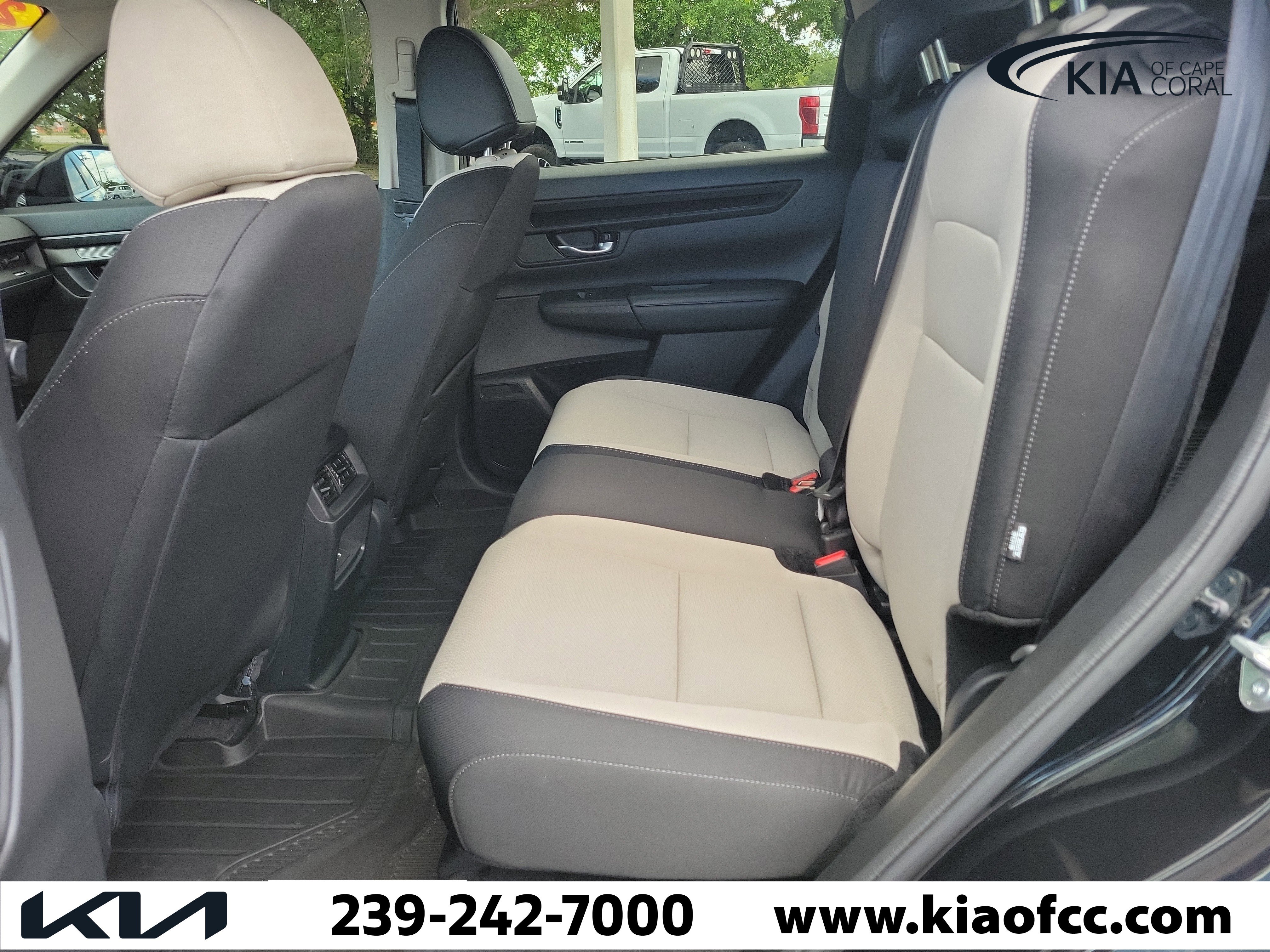 Used 2024 Honda CR-V EX image 11