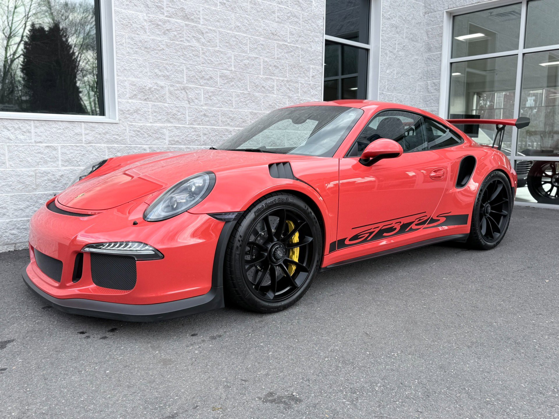 Used 2016 Porsche 911 GT3 RS RWD image 3