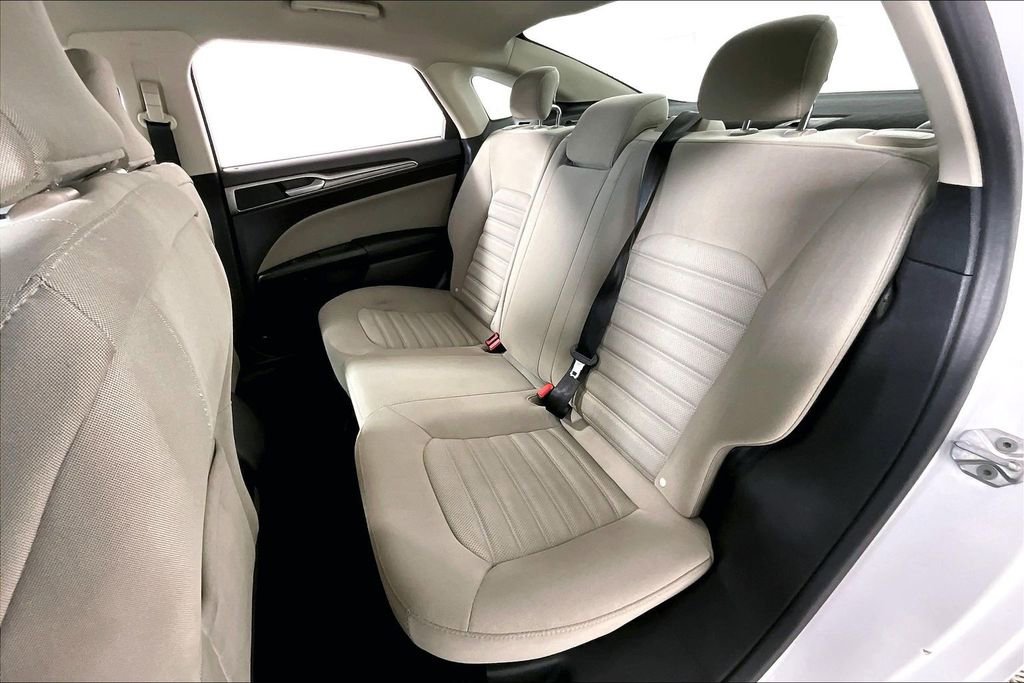 Used 2018 Ford Fusion S image 26