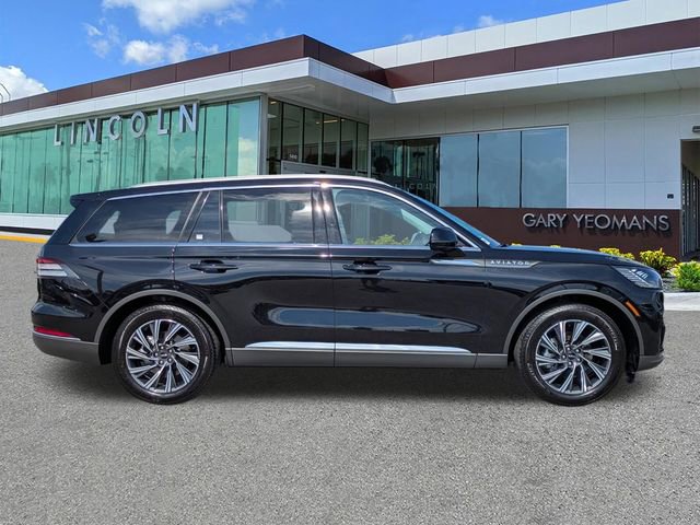 New 2026 Lincoln Aviator 2WD image 3