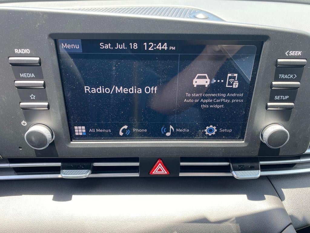 New 2026 Hyundai Elantra SE FWD image 16