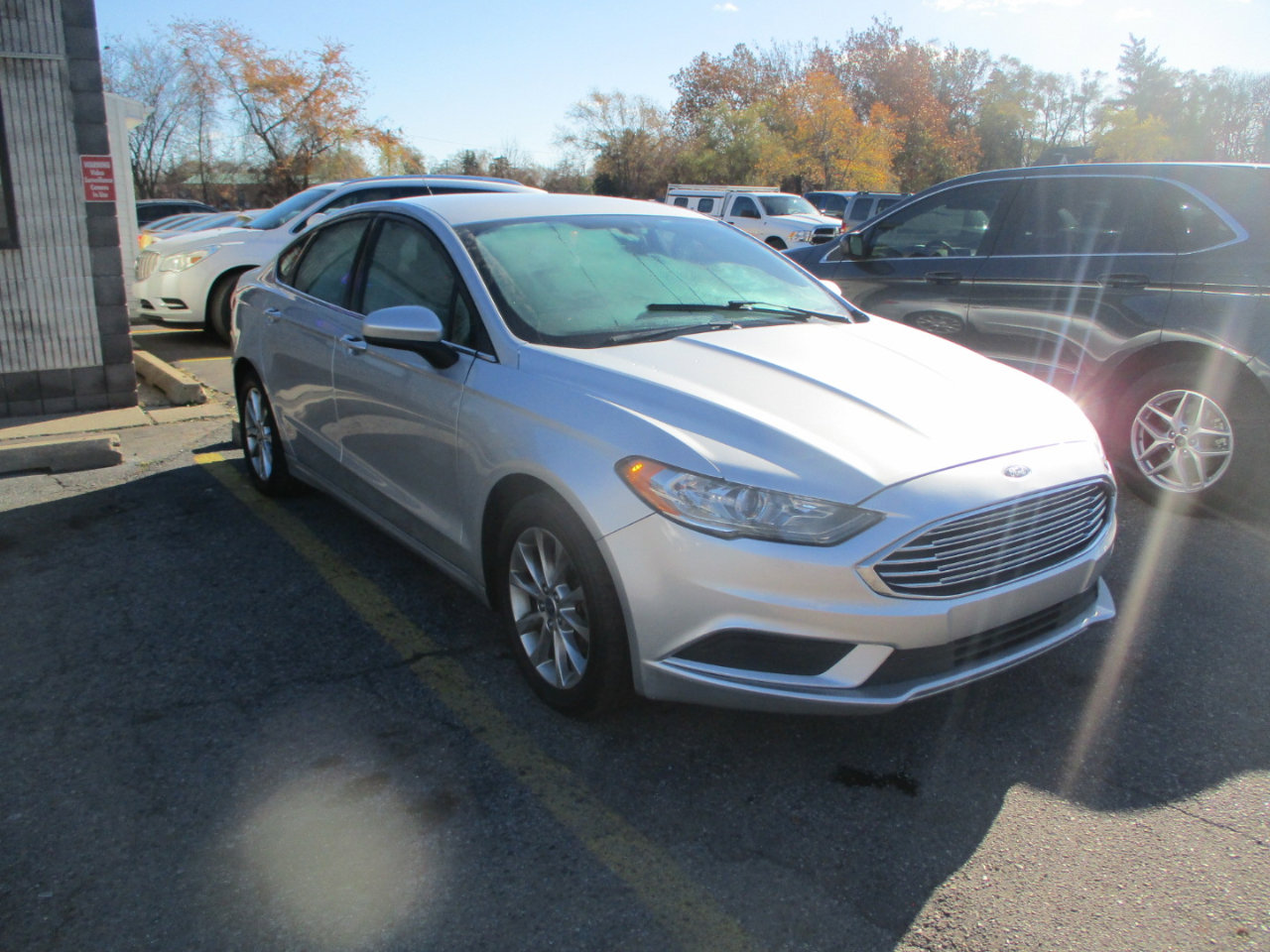 Used 2017 Ford Fusion SE w/ Fusion SE Technology Package